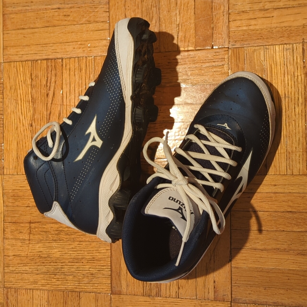 Mizuno baseball cleats